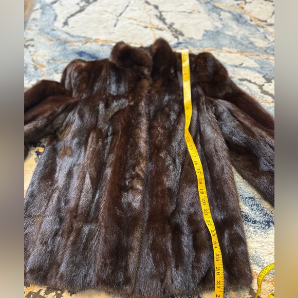 Sold !!!!!Elegant Dark glossy Brown Mink Fur Coat jacket - Picture 14 of 17